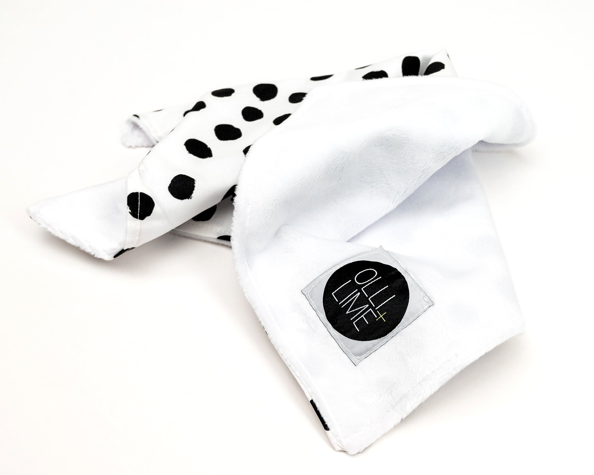Zoe's Spots & Dots Deluxe Crib Bedding Set